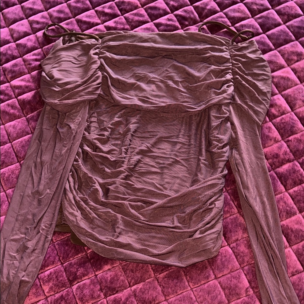 Willow & Root Elegant Mauve Off-Shoulder Top